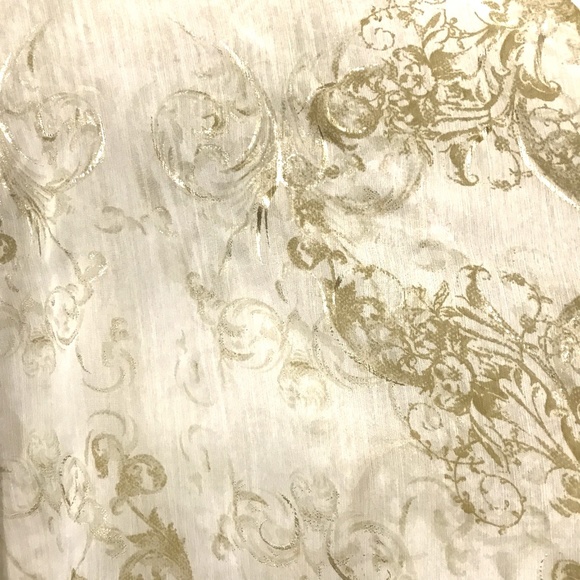 American Rag sleeveless Blouse - Picture 3 of 6